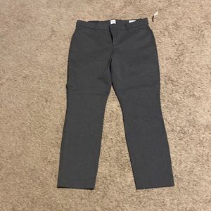 NWT Gap signature skinny grey pants